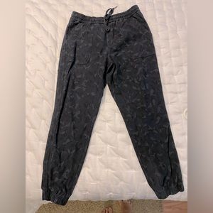 Athleta Farallon jogger - size 12